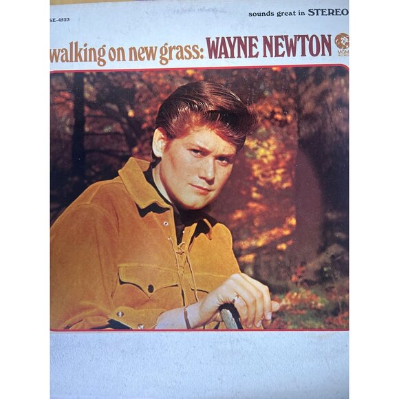 Wayne Newton Vinyl Record Trio: Showcases his Classic hits See Photos - Picture 3 of 6